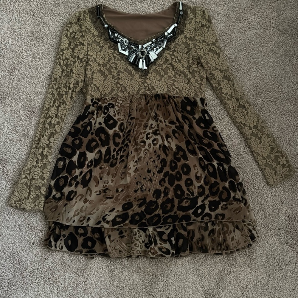 Dress - Picture 1 of 1